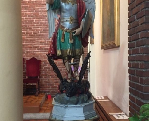 San Michele Rho statua